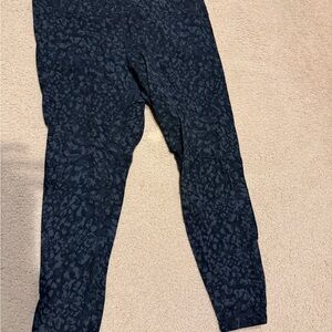 Lululemon Wunder Under Black and Gray Patterned Leggings
